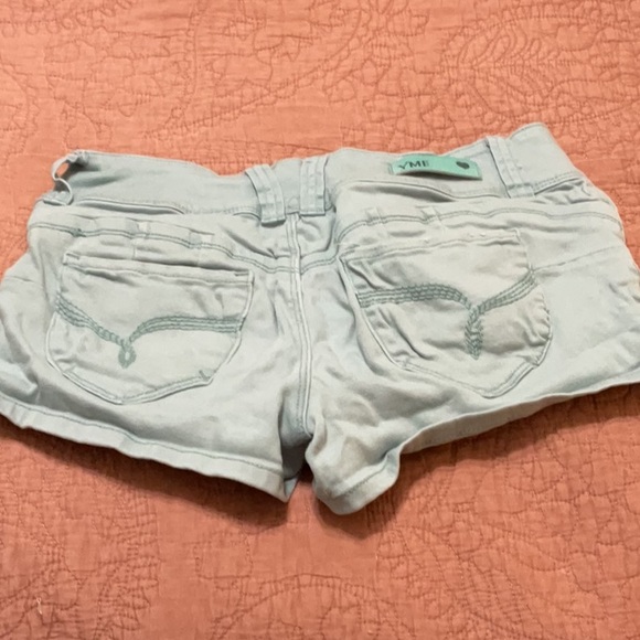 Shorts - Picture 2 of 2